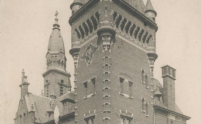 L'Hôtel de Ville en 1902 © Archives municipales fonds Christian Janssens