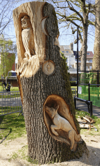 Photo de la sculpture sur l'arbre © Ville de La Madeleine